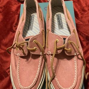 Sperry boat shoes. Size 8. Barely used boat shoes.